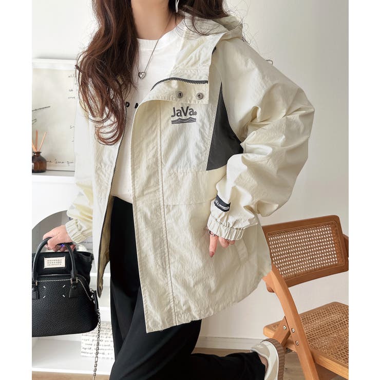 軽やかに魅せる、スポーティモード。サイド配色切替ナイロン100％パーカー | Classical Elf  | 詳細画像23 