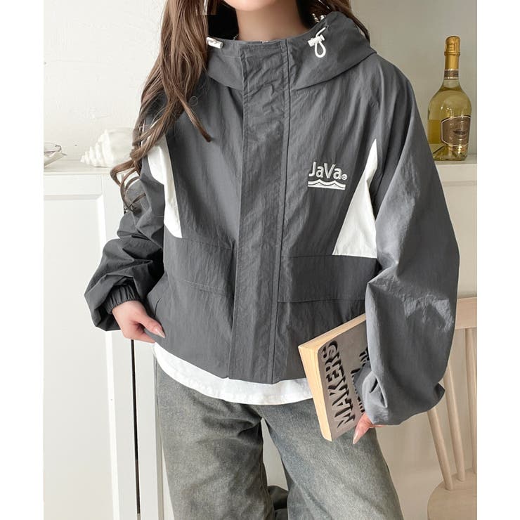 軽やかに魅せる、スポーティモード。サイド配色切替ナイロン100％パーカー | Classical Elf  | 詳細画像25 