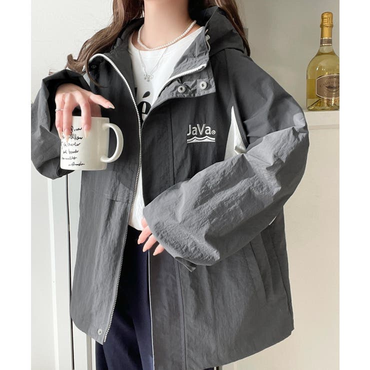 軽やかに魅せる、スポーティモード。サイド配色切替ナイロン100％パーカー | Classical Elf  | 詳細画像26 