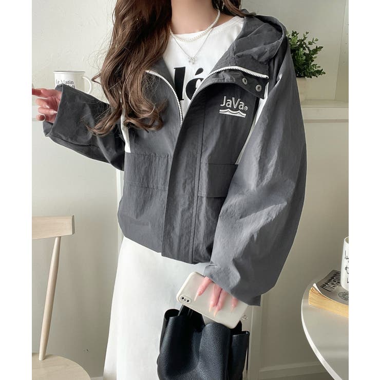 軽やかに魅せる、スポーティモード。サイド配色切替ナイロン100％パーカー | Classical Elf  | 詳細画像29 