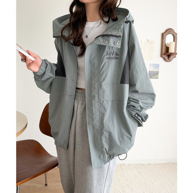 軽やかに魅せる、スポーティモード。サイド配色切替ナイロン100％パーカー | Classical Elf  | 詳細画像34 