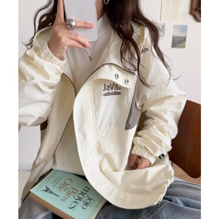 軽やかに魅せる、スポーティモード。サイド配色切替ナイロン100％パーカー | Classical Elf  | 詳細画像1 