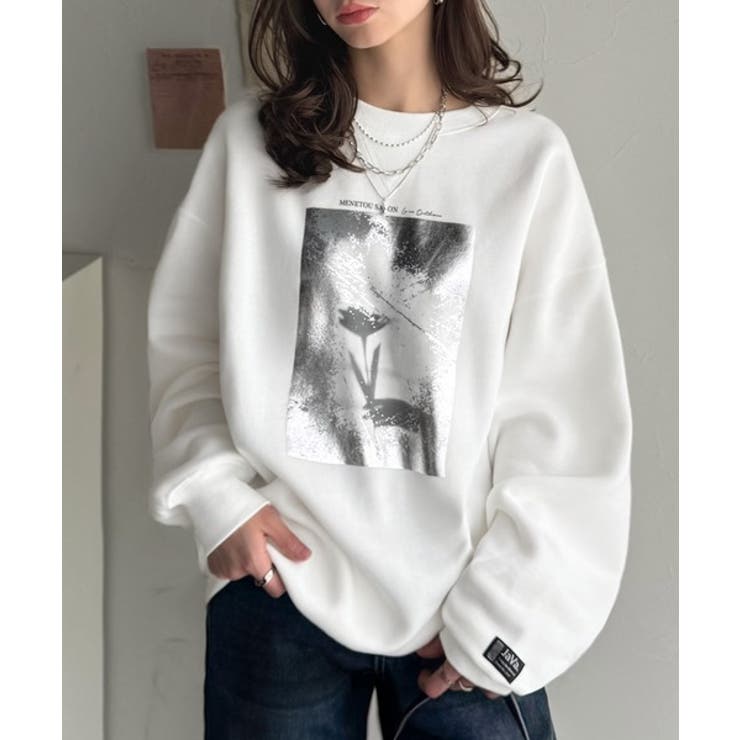 オフホワイト | さりげない光沢感が目を惹く♪かすれボックス箔プリント裏起毛スウェット | Classical Elf 