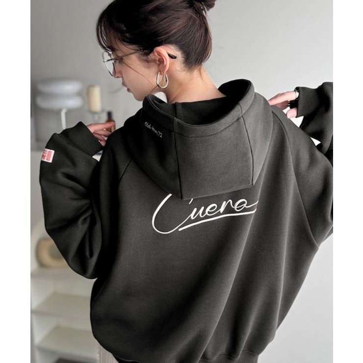 チャコール | デイリーもお出かけも、ゆるっと可愛く決まる♪バック刺繍裏起毛パーカー | Classical Elf 