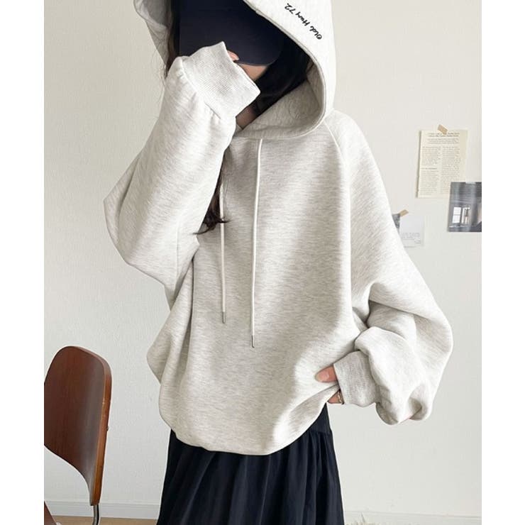 デイリーもお出かけも、ゆるっと可愛く決まる♪バック刺繍裏起毛パーカー | Classical Elf  | 詳細画像21 