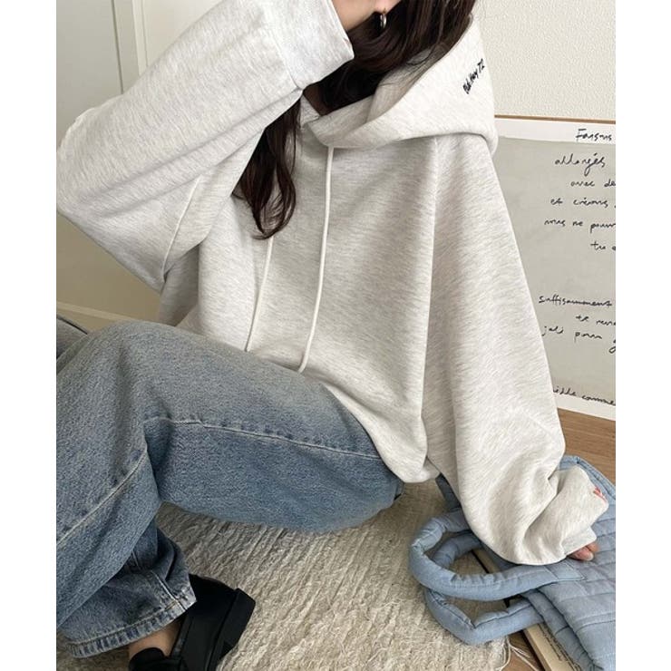 オートミール | デイリーもお出かけも、ゆるっと可愛く決まる♪バック刺繍裏起毛パーカー | Classical Elf 