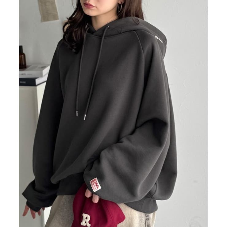 デイリーもお出かけも、ゆるっと可愛く決まる♪バック刺繍裏起毛パーカー | Classical Elf  | 詳細画像4 