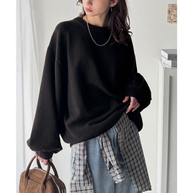 目を奪われるたっぷり袖。 ボリュームスリーブオーバーサイズニット | Classical Elf  | 詳細画像10 