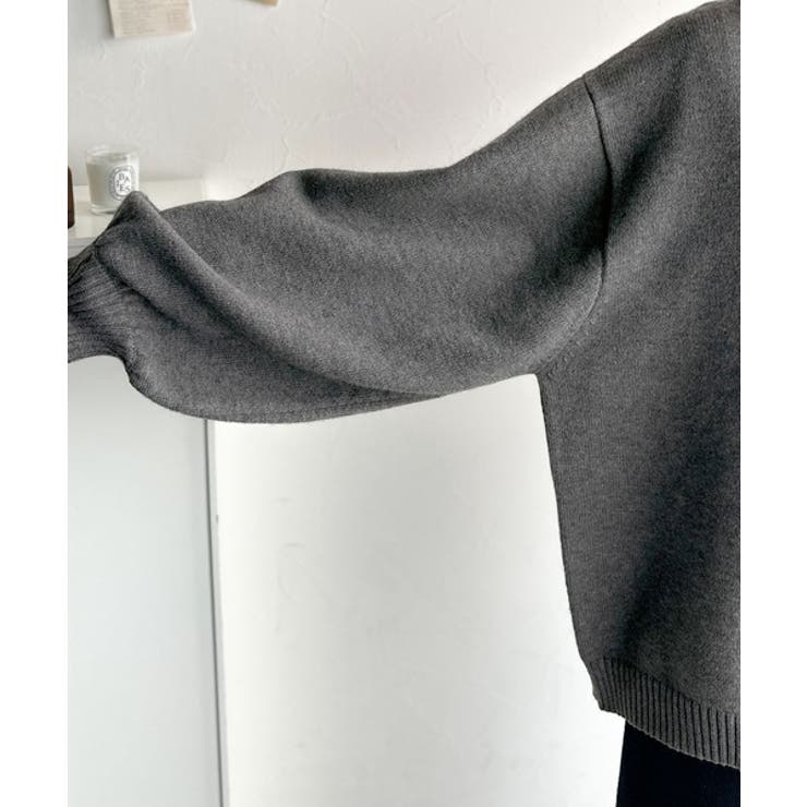 目を奪われるたっぷり袖。 ボリュームスリーブオーバーサイズニット | Classical Elf  | 詳細画像42 