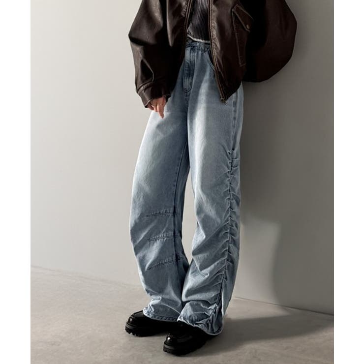 「あのデニム、超かわいい…！」街で振り返られるトレンドデザイン。サイドギャザーウ… | Classical Elf  | 詳細画像17 