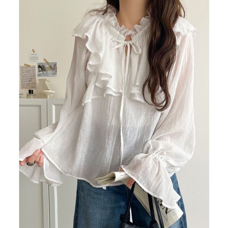 オフホワイト | ふんわりシルエットが魅せる、上品フェミニンスタイル。前後2WAYピコレース使いフ… | Classical Elf 