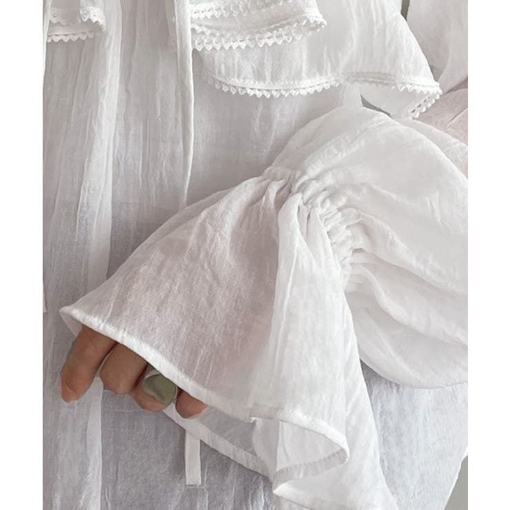 ふんわりシルエットが魅せる、上品フェミニンスタイル。前後2WAYピコレース使いフ… | Classical Elf  | 詳細画像26 