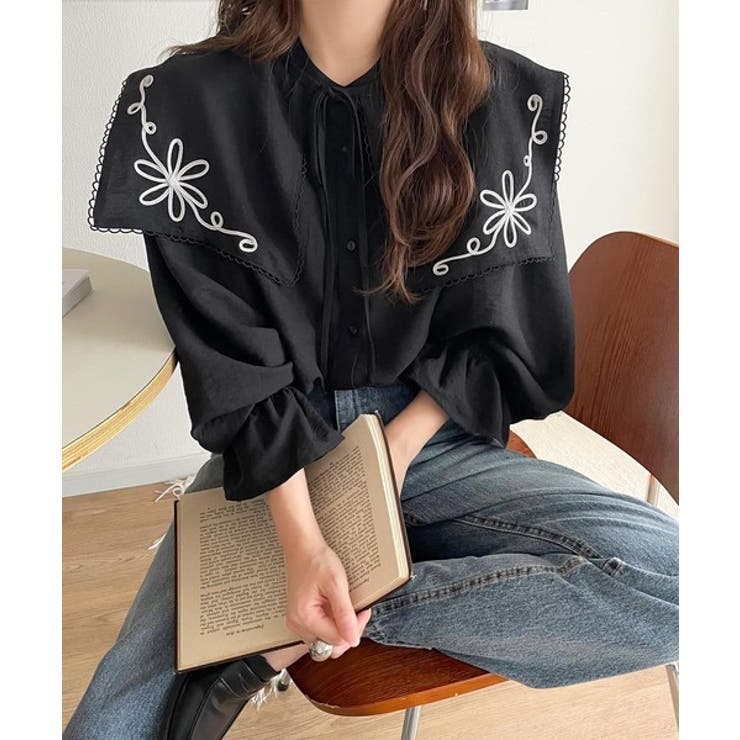 【mily bilet】クラシカルさとモダンさを両立。花刺繍ケープブラウス | Classical Elf  | 詳細画像12 