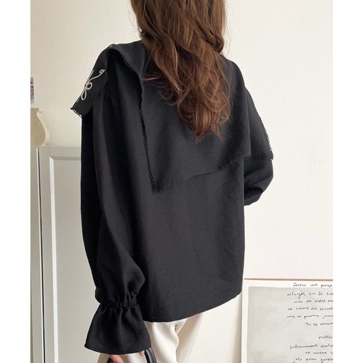 【mily bilet】クラシカルさとモダンさを両立。花刺繍ケープブラウス | Classical Elf  | 詳細画像15 