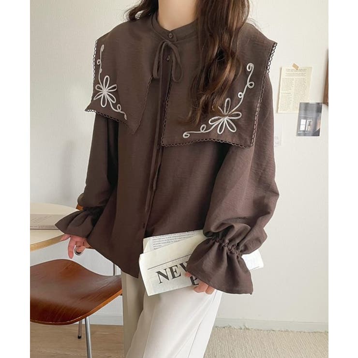 【mily bilet】クラシカルさとモダンさを両立。花刺繍ケープブラウス | Classical Elf  | 詳細画像20 