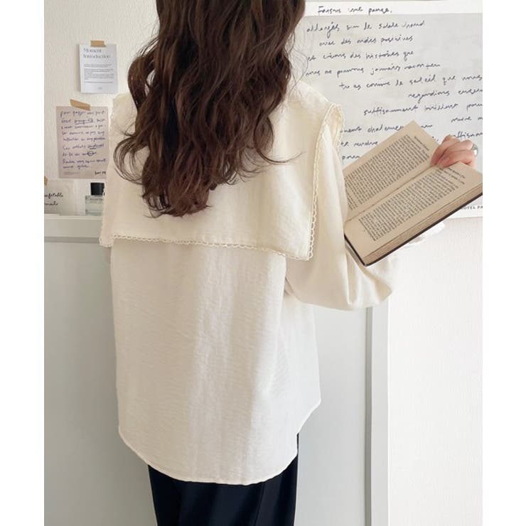 【mily bilet】クラシカルさとモダンさを両立。花刺繍ケープブラウス | Classical Elf  | 詳細画像3 