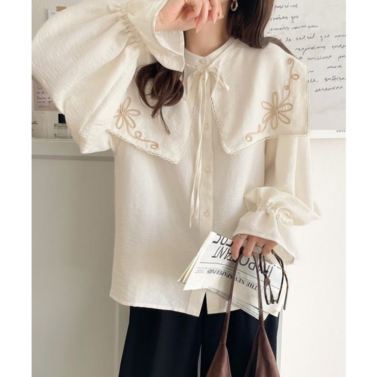 【mily bilet】クラシカルさとモダンさを両立。花刺繍ケープブラウス | Classical Elf  | 詳細画像4 