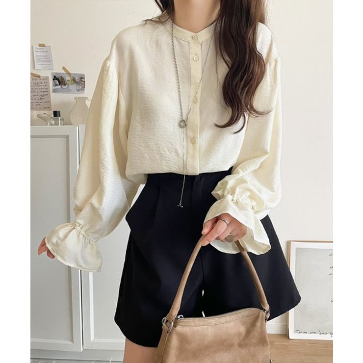 【mily bilet】クラシカルさとモダンさを両立。花刺繍ケープブラウス | Classical Elf  | 詳細画像6 