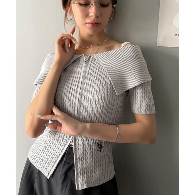 抜け感レディースタイル。ロゴ刺繍オフショル２WAYダブルジップケーブル柄サマーニ… | Classical Elf  | 詳細画像25 