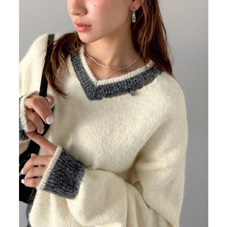 【mily bilet】上品に、可愛く。大人の抜け感を演出する。スリット見せロゴ… | Classical Elf  | 詳細画像3 