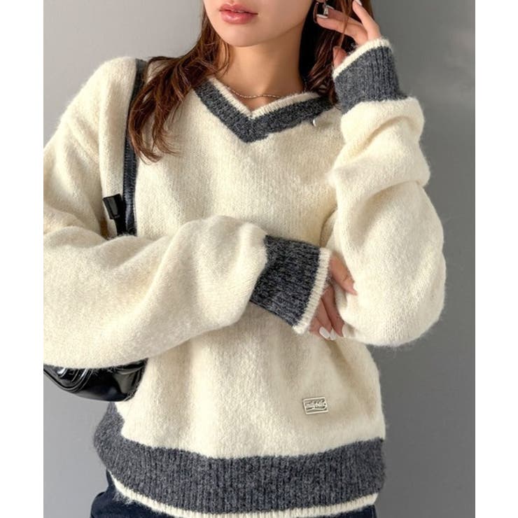 【mily bilet】上品に、可愛く。大人の抜け感を演出する。スリット見せロゴ… | Classical Elf  | 詳細画像5 