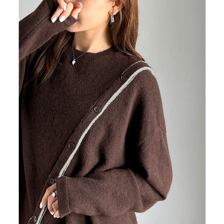 秋冬もヘルシーに肌見せ！ふわもち肩見せ斜め切り替え2WAYニットプル