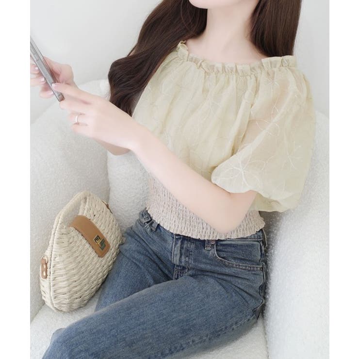 国内在庫即納！特別価格sale◆Sun Bali◆オフショル♪花柄フリル セール】花柄オフショルダー・フリル付ショーツ ビキニ水着2点