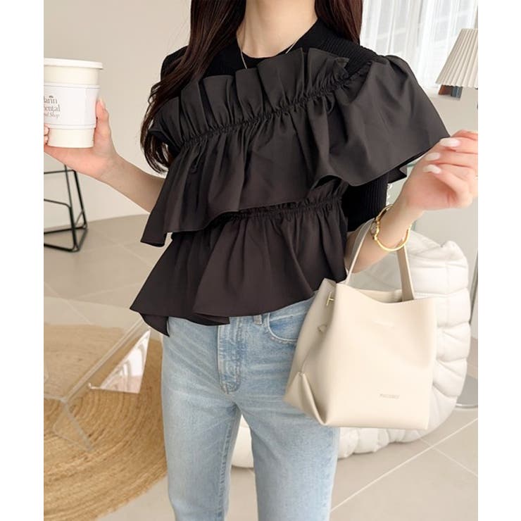 【mily bilet】大人の華やかな旬スタイル。パールボタンフリル使いサマーニ… | Classical Elf  | 詳細画像18 