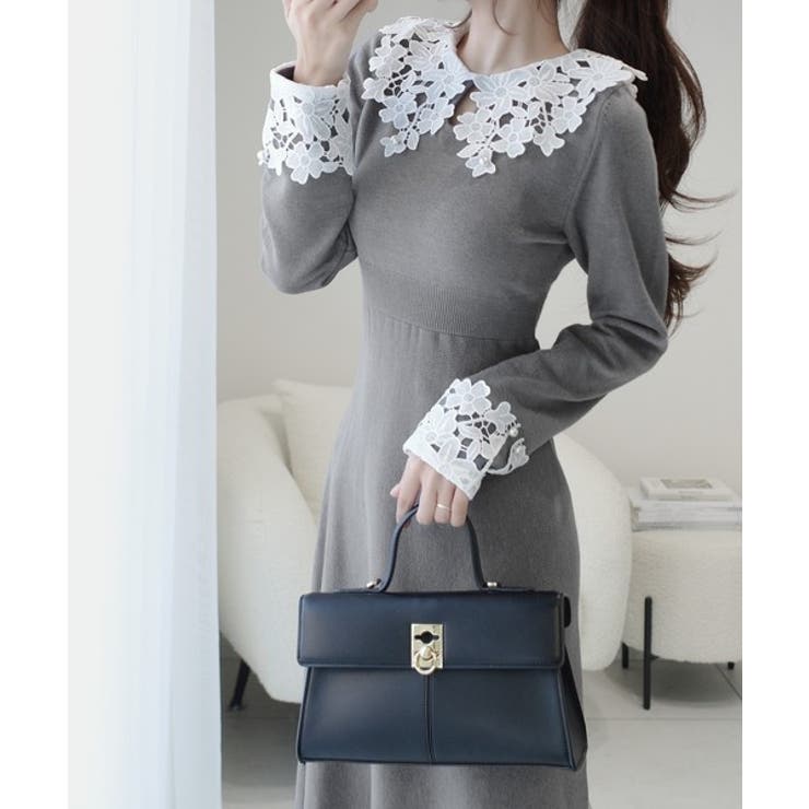 華やかさと上品さを纏う。パール使いレースカラーニットワンピース