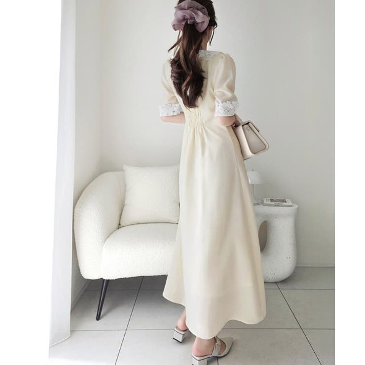 【mily bilet】贅沢な花柄レースが導く、大人の気品。襟配色レースリネンラ… | Classical Elf  | 詳細画像5 