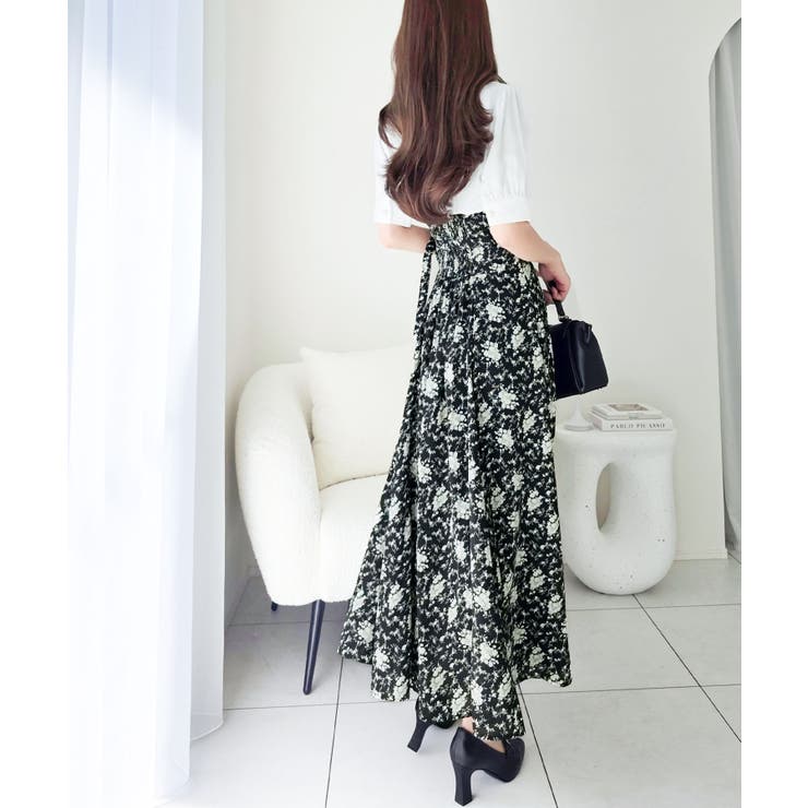 【mily bilet】“似合うね”がもらえる、愛されシルエット。無地シャツ×花… | Classical Elf  | 詳細画像19 