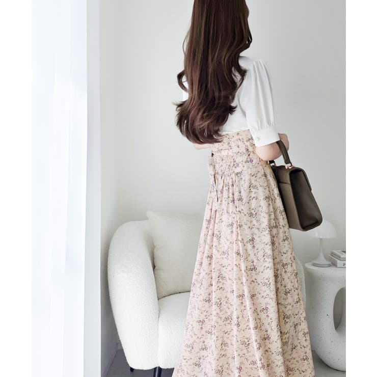 【mily bilet】“似合うね”がもらえる、愛されシルエット。無地シャツ×花… | Classical Elf  | 詳細画像29 