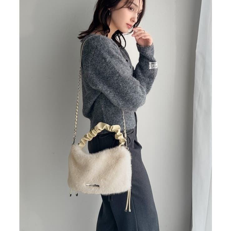 ふんわり華やぎのアイテム。ロゴプレート使いボリュームファーバッグ | Classical Elf  | 詳細画像8 