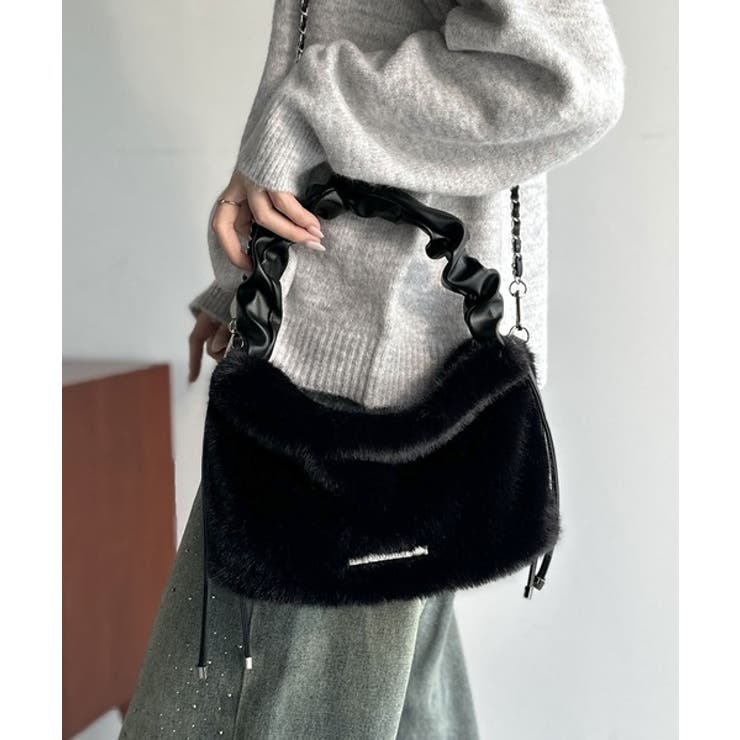 ふんわり華やぎのアイテム。ロゴプレート使いボリュームファーバッグ | Classical Elf  | 詳細画像11 