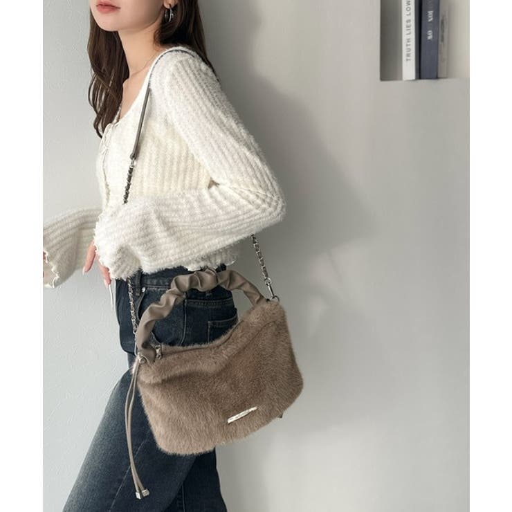 ふんわり華やぎのアイテム。ロゴプレート使いボリュームファーバッグ | Classical Elf  | 詳細画像23 