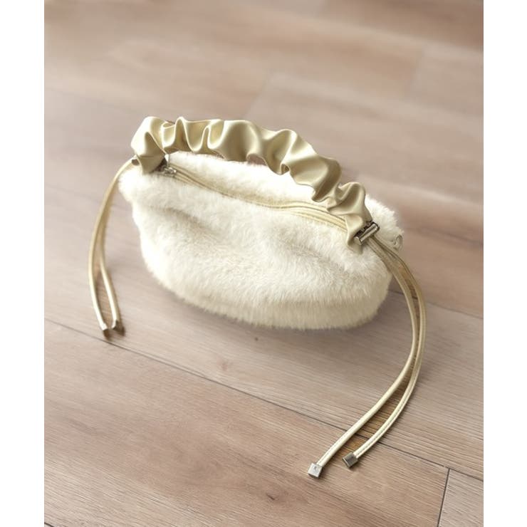 ふんわり華やぎのアイテム。ロゴプレート使いボリュームファーバッグ | Classical Elf  | 詳細画像33 