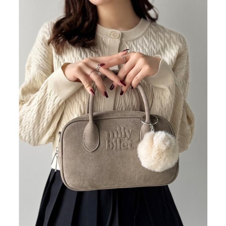 アイボリー | 甘い見た目で実力派♪エンボスロゴスウェードライクミニボストンバッグ | Classical Elf 