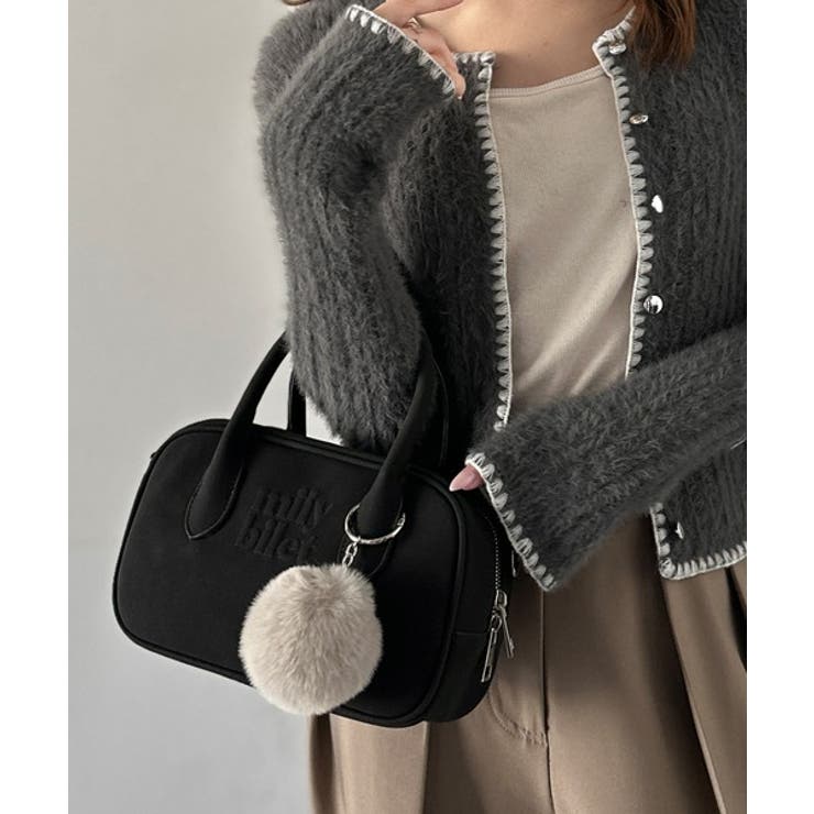 ブラック | 甘い見た目で実力派♪エンボスロゴスウェードライクミニボストンバッグ | Classical Elf 