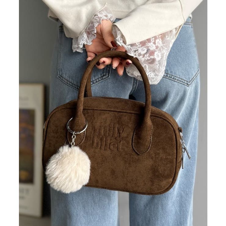 甘い見た目で実力派♪エンボスロゴスウェードライクミニボストンバッグ