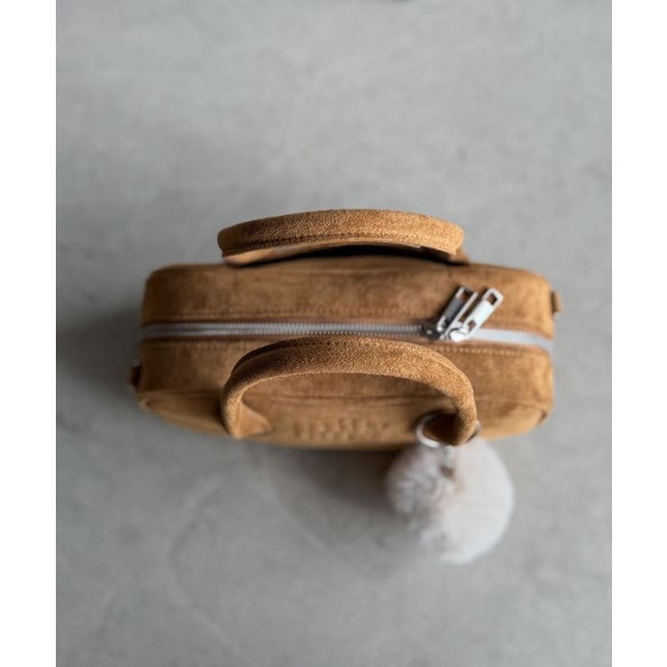 甘い見た目で実力派♪エンボスロゴスウェードライクミニボストンバッグ | Classical Elf  | 詳細画像45 