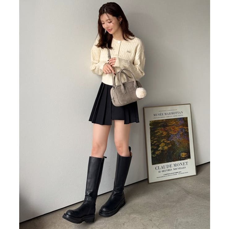 甘い見た目で実力派♪エンボスロゴスウェードライクミニボストンバッグ | Classical Elf  | 詳細画像2 