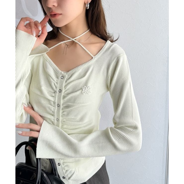 デコルテ華奢魅せ。チョーカー紐＆ブローチ付き胸シャーリングニットプルオーバー | Classical Elf  | 詳細画像2 