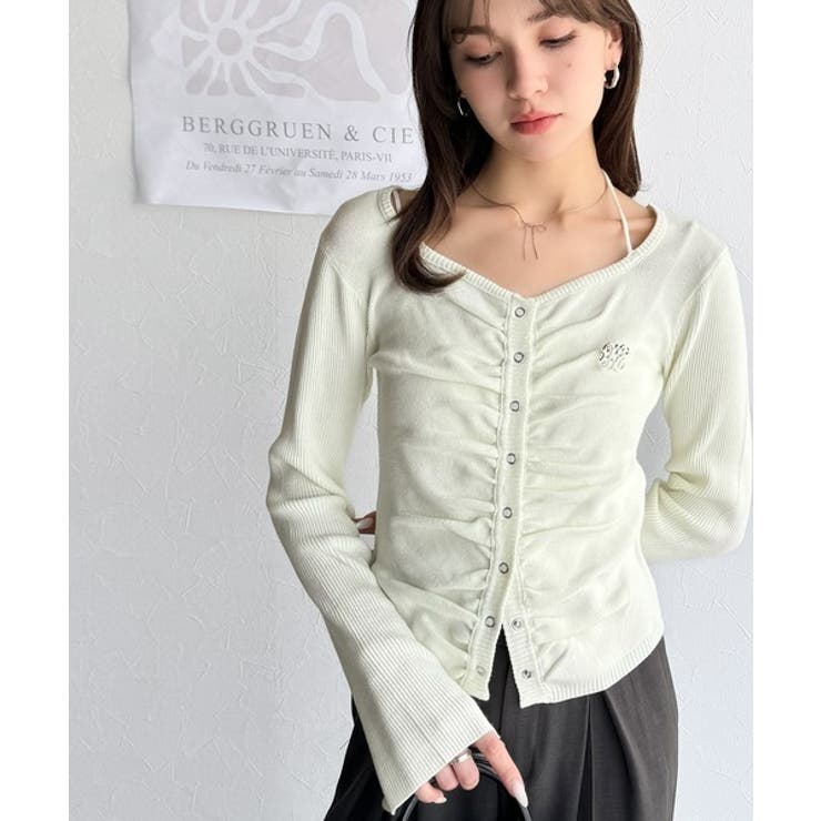 デコルテ華奢魅せ。チョーカー紐＆ブローチ付き胸シャーリングニットプルオーバー | Classical Elf  | 詳細画像3 