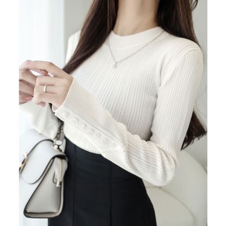アイボリー | 【mily bilet】大人可愛い素材とシルエット♪袖ボタン使いランダムリブニッ… | Classical Elf 