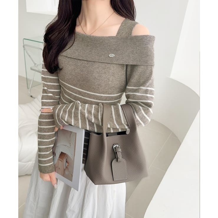 【mily bilet】抜け感たっぷり大人の肌見せ。ワンオフショルアクセントボタ… | Classical Elf  | 詳細画像20 