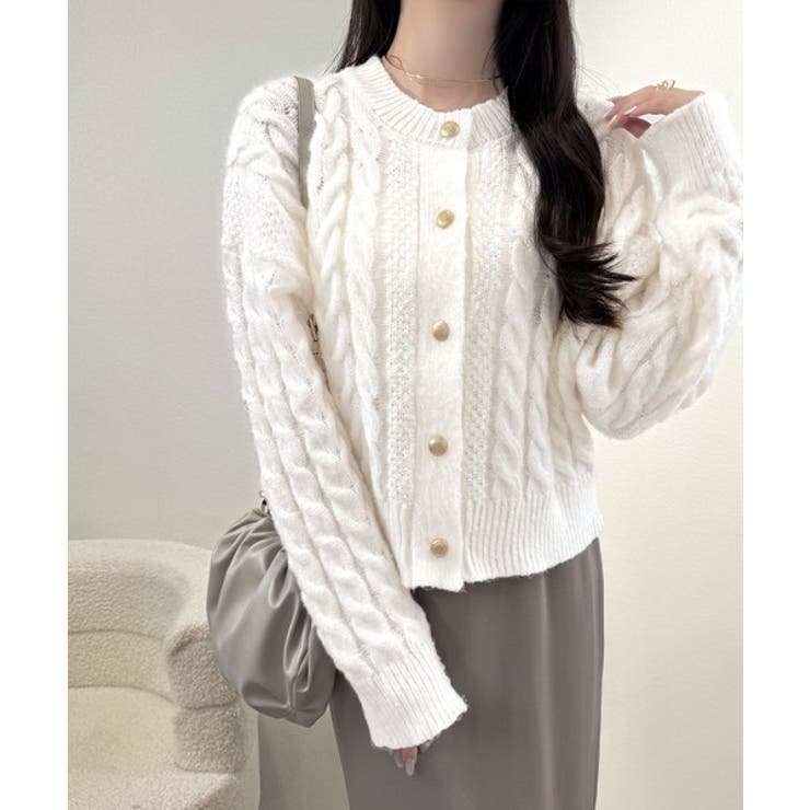 【mily bilet】ふわっと可愛く、きらっと上品。エンブレムボタンケーブルシ… | Classical Elf  | 詳細画像1 