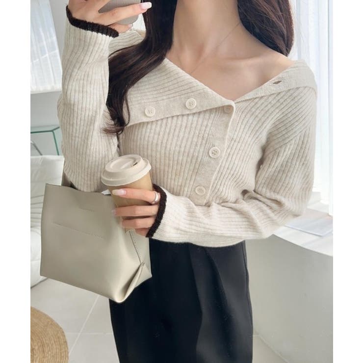 ワザありカラーで華やかさをプラス◎アシンメトリーカラー見せ裾配色多ボタンニット | Classical Elf  | 詳細画像22 