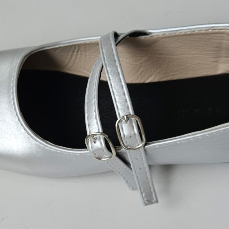 RayBEAMS ダブルストラップ スクエアトゥ パンプス シルバー Ray BEAMS ダブルストラップ スクエアトゥ パンプス シルバー