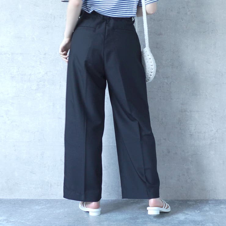 S・M・Lサイズ展開】ツータックワイドパンツ