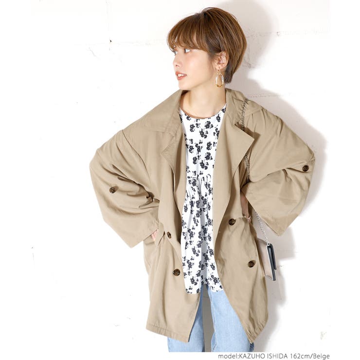 フード付きワイドスリーブショートトレンチコート 石田一帆さん